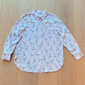 LOFT Button Front Blouse in Pale Pink Floral Pattern, Size L